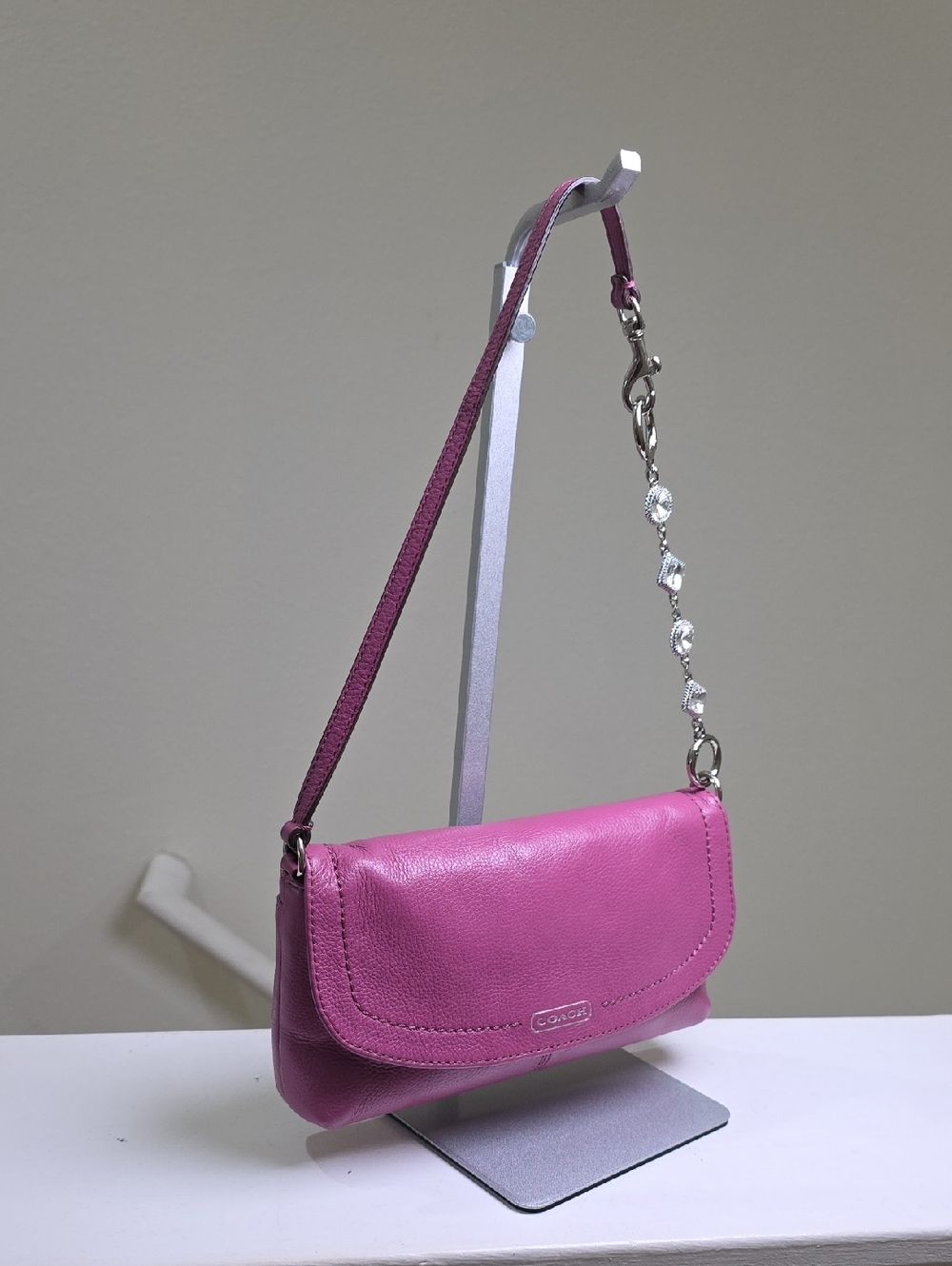 COACH F49177 PARK LEATHER LARGE FLAP WRISTLET/MINIBAG Rose Pink VGUC - Picture 3 of 17